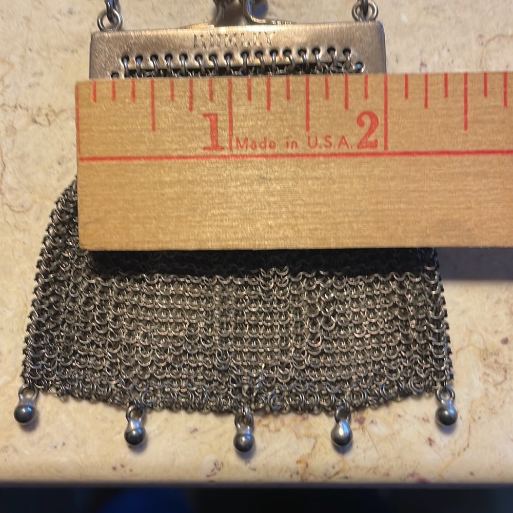 Antique sterling silver coin purse - Picture 13 of 15